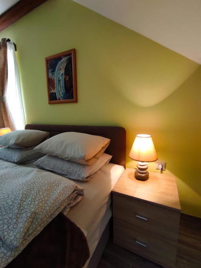Accommodation "Old Town Dreznik" Rakovica Bagian luar foto