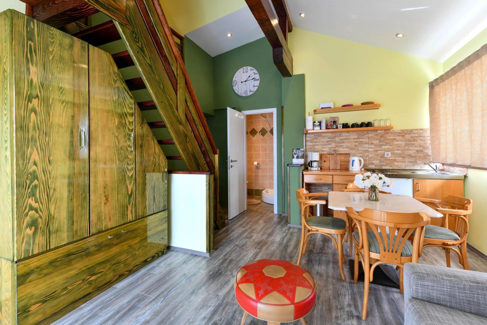 Accommodation "Old Town Dreznik" Rakovica Bagian luar foto